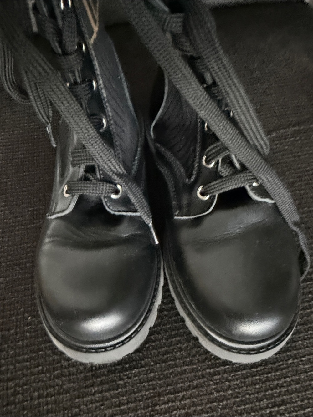 Fendi Kids Black Lace-Up Combat Boots size 33/ size 2 - Picture 5 of 5